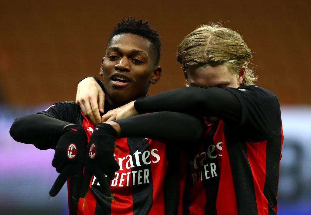 Rafael Leao Jens Petter Hauge AC Milan Milan-Torino