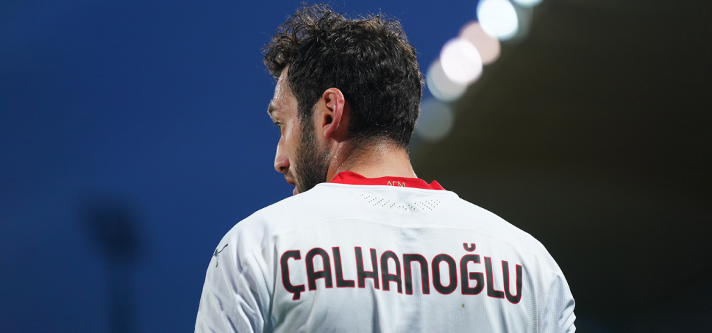 Calhanoglu, centrocampista AC Milan