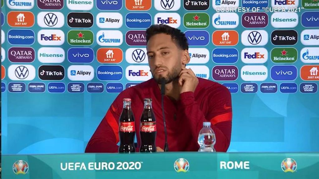 Hakan Calhanoglu Calciomercato AC Milan