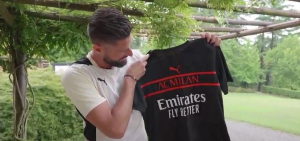 Terza maglia Milan per la stagione 2021-2022
