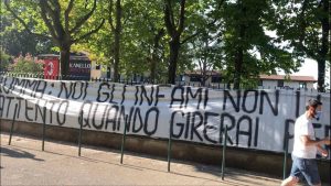 Donnarumma Curva Sud
