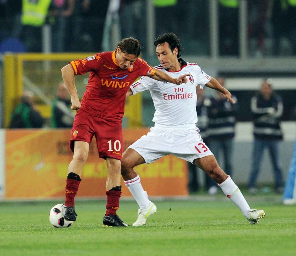 Totti Nesta Roma-Milan Serie A 2010-2011