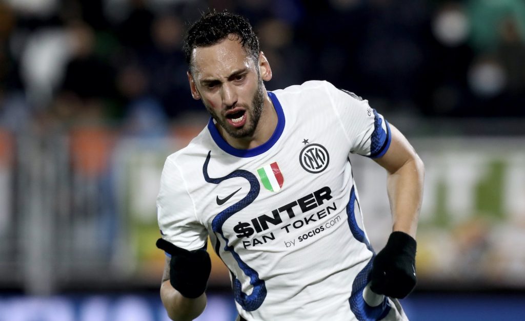 Hakan Calhanoglu Inter