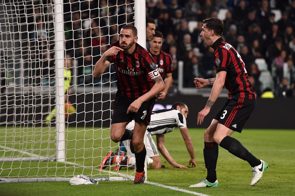 TURIN, ITALY - MARCH 31: Leonardo Bonucci of Milan celebrates after scoring the equalizing goal during the serie A match between Juventus and AC Milan at Allianz Stadium on March 31, 2018 in Turin, Italy. (Photo by Tullio M. Puglia/Getty Images )