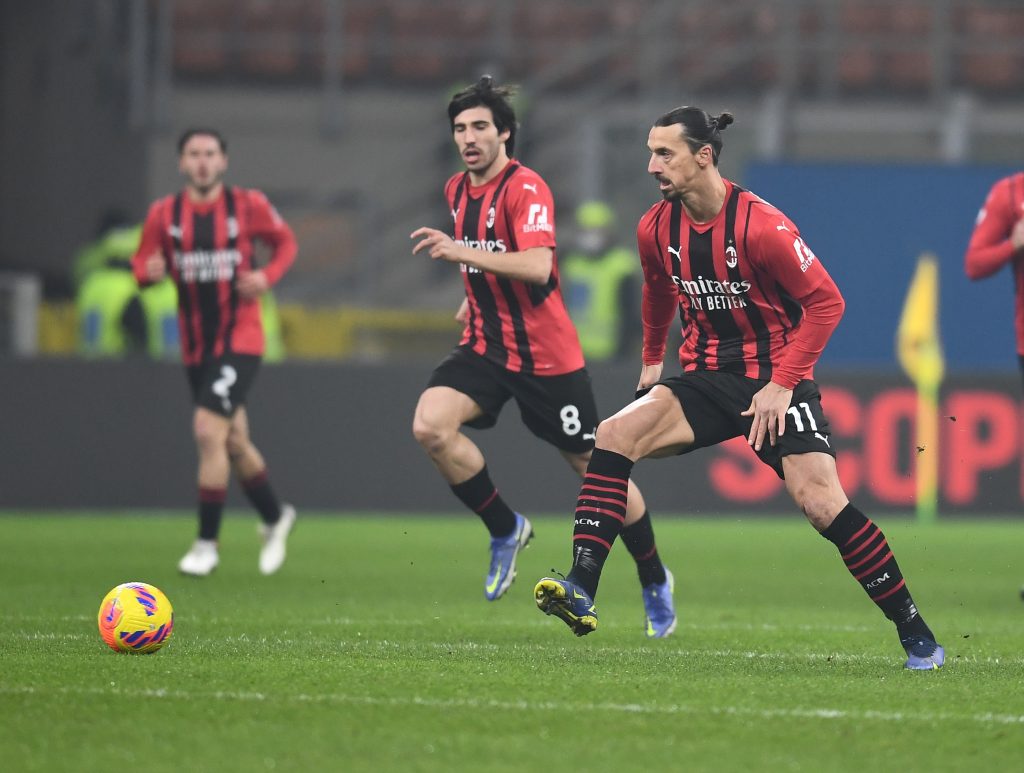 MILAN, ITALY - JANUARY 23: Zlatan Ibrahimovic of AC Milan in action during the Serie A match between AC Milan and Juventus at Stadio Giuseppe Meazza on January 23, 2022 in Milan, Italy. (Photo by Claudio Villa/AC Milan via Getty Images)
