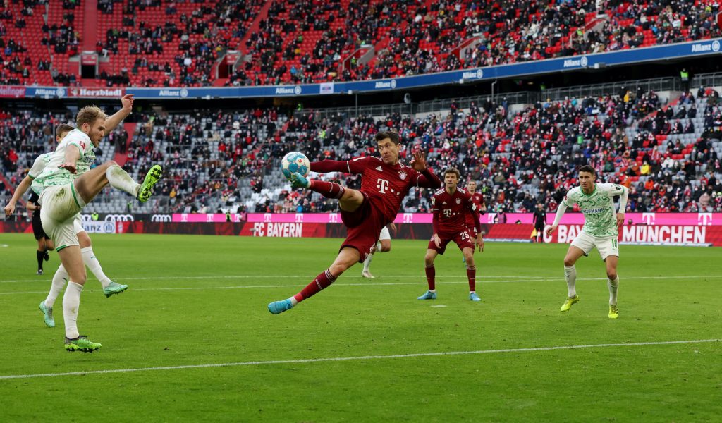 Bayern Monaco-Greuther Fürth 4-1 gol Lewandowski Bundesliga 2021-2022