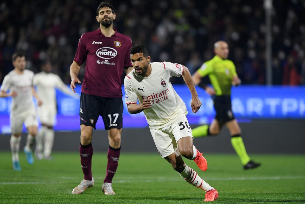SALERNO, ITALY - FEBRUARY 19: Junior Messias of AC Milan celebrates after scoring the 0-1 goal during the Serie A match between US Salernitana and AC Milan at Stadio Arechi on February 19, 2022 in Salerno, Italy. (Photo by Francesco Pecoraro/Getty Images)