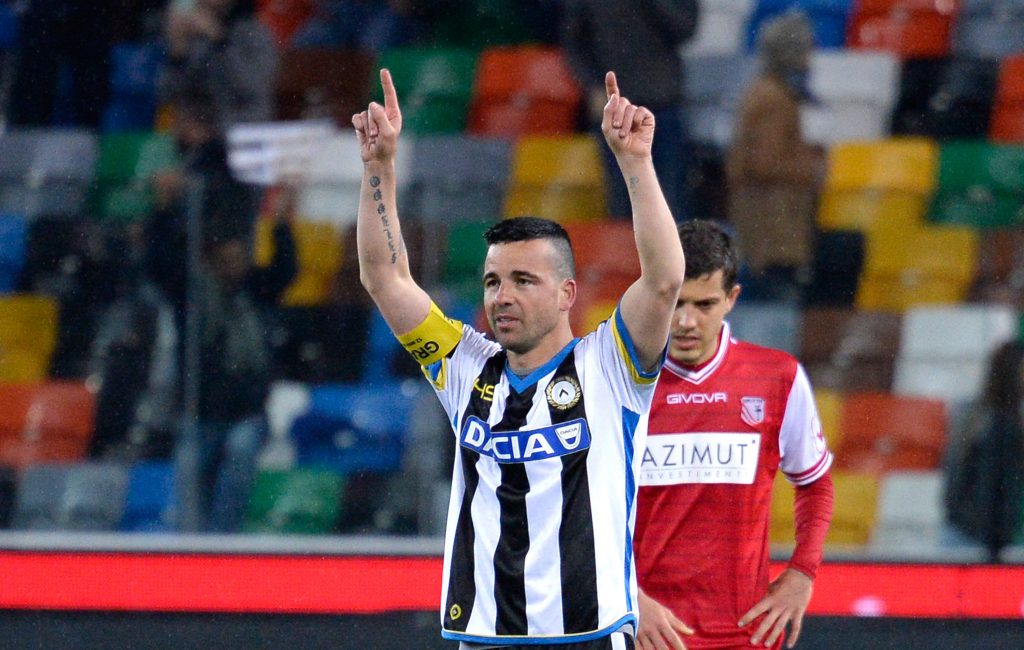 UDINE, ITALY - MAY 15: Antonio Di Natale of Udinese Calcio celebrates after scoring his team's first goal from the penalty spot the Serie A match between Udinese Calcio and Carpi FC at Stadio Friuli on May 15, 2016 in Udine, Italy. (Photo by Dino Panato/Getty Images)