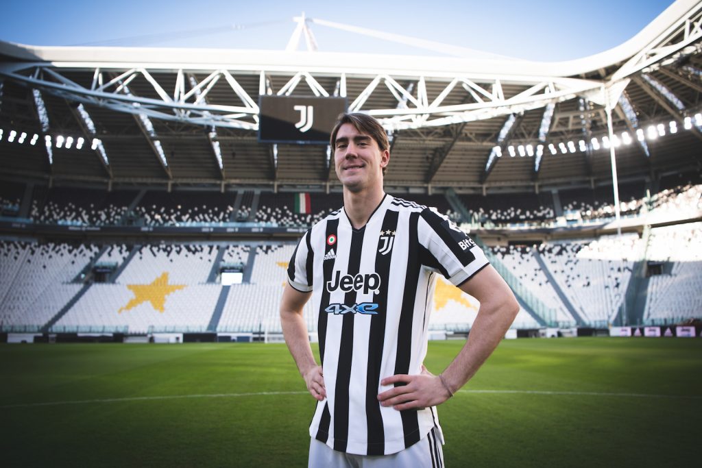 Dusan Vlahovic maglia Juventus