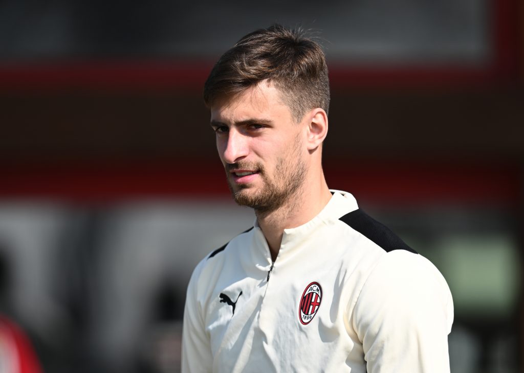 CAIRATE, ITALY - MARCH 10: Matteo Gabbia of AC Milan in action during AC Milan training session at Milanello on March 10, 2022 in Cairate, Italy. (Photo by Claudio Villa/AC Milan via Getty Images)