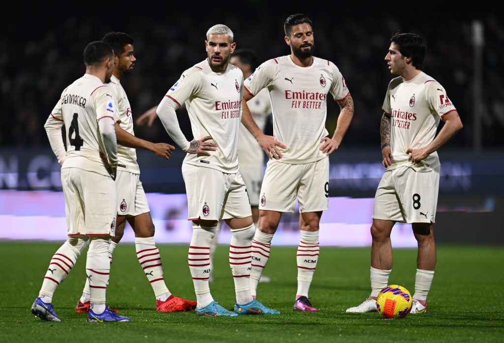 SALERNO, ITALY - FEBRUARY 19: Theo Hernandez, Olivier Giroud, Ismael Bennacer and Sandro Tonali of AC Milan look on during the Serie A match between US Salernitana and AC Milan at Stadio Arechi on February 19, 2022 in Salerno, Italy. (Photo by Claudio Villa/AC Milan via Getty Images)