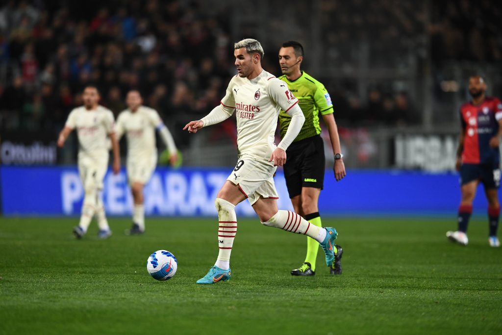 CAGLIARI, ITALY - MARCH 19: Theo Hernandez of AC Milan in action during the Serie A match between Cagliari Calcio and AC Milan at Sardegna Arena on March 19, 2022 in Cagliari, Italy. (Photo by Claudio Villa/AC Milan via Getty Images)