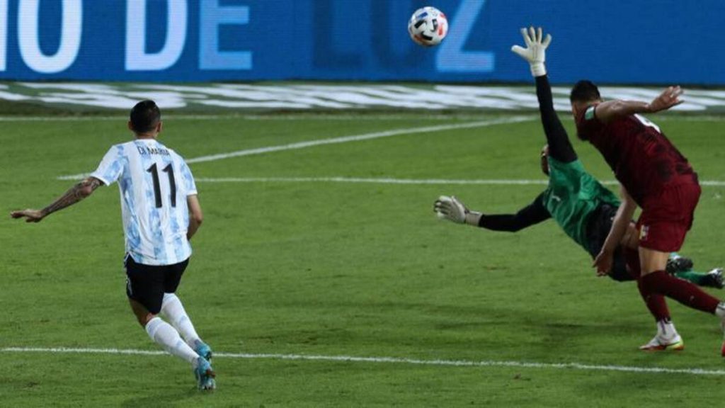 Argentina, i gol del 3-0 al Venezuela nella video news ultime AC Milan