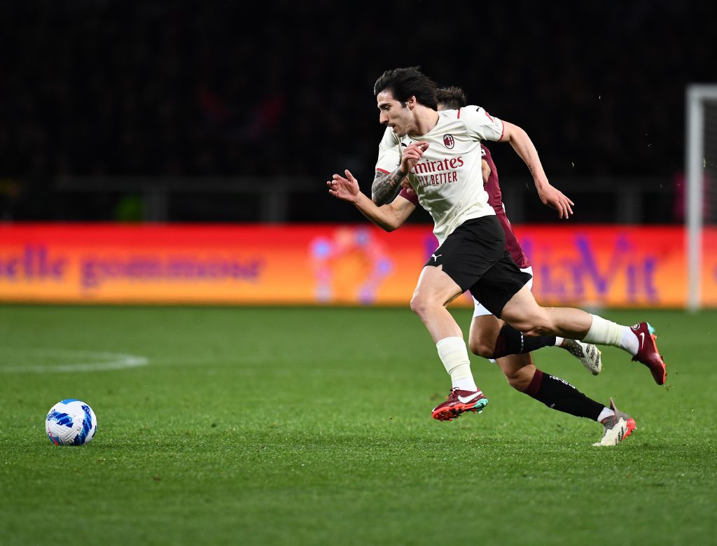 TURIN, ITALY - APRIL 10: Sandro Tonali of AC Milan in action during the Serie A match between Torino FC v AC Milan on April 10, 2022 in Turin, Italy. (Photo by Claudio Villa/AC Milan via Getty Images)
