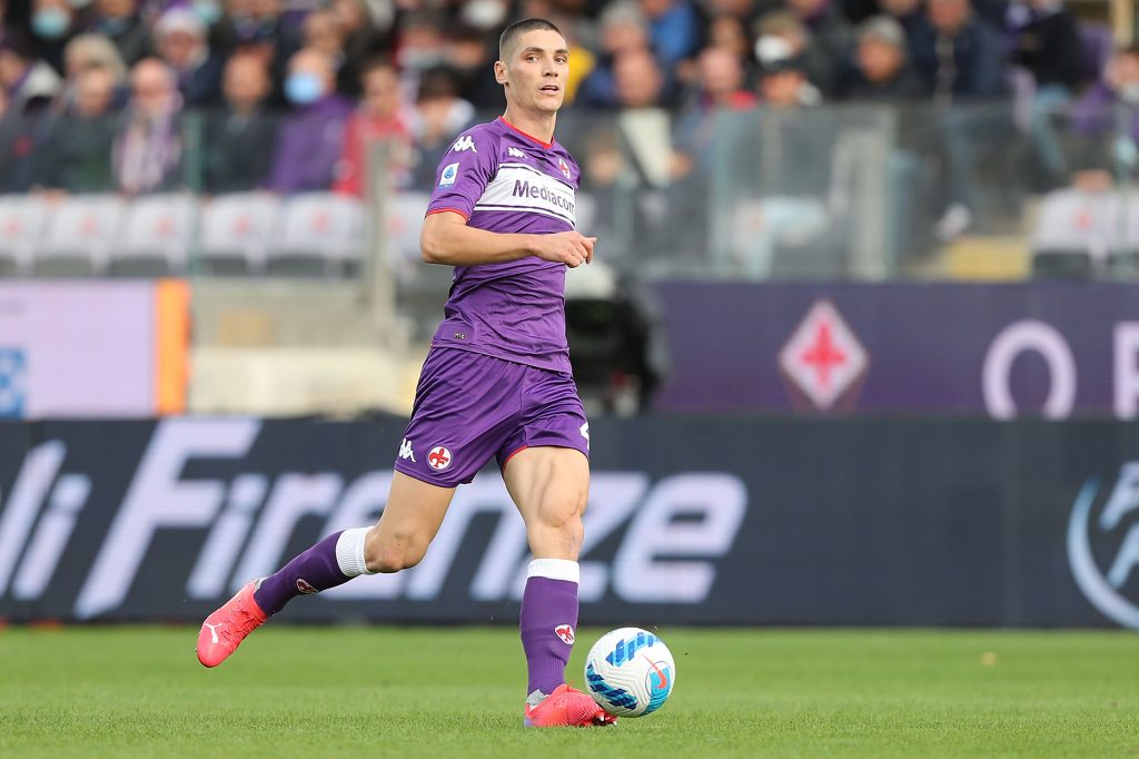 FLORENCE, ITALY - OCTOBER 24: Nikola Milenkovic of ACF Fiorentina in action during the Serie A match between ACF Fiorentina and Cagliari Calcio at Stadio Artemio Franchi on October 24, 2021 in Florence, Italy. (Photo by Gabriele Maltinti/Getty Images)
