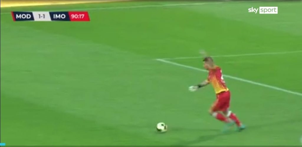 Incredibile a Modena: gol da 80 metri del portiere Gagno | VIDEO (screen gazzetta.it)