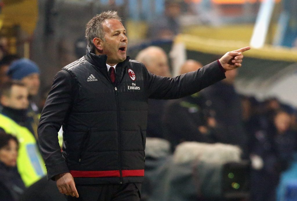 FROSINONE, ITALY - DECEMBER 20: Head coach of Milan Sinisa Mihajloivc gestures during the Serie A match between Frosinone Calcio and AC Milan at Stadio Matusa on December 20, 2015 in Frosinone, Italy. (Photo by Maurizio Lagana/Getty Images)