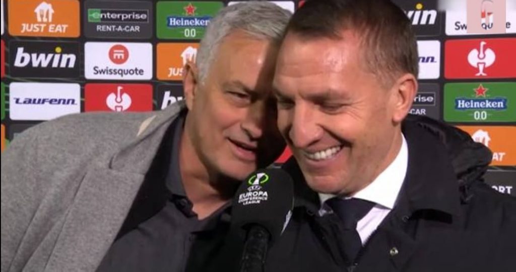 Mourinho, siparietto con Rodgers: "Mi ha regalato il miglior vino" | VIDEO (screen gazzetta.it)