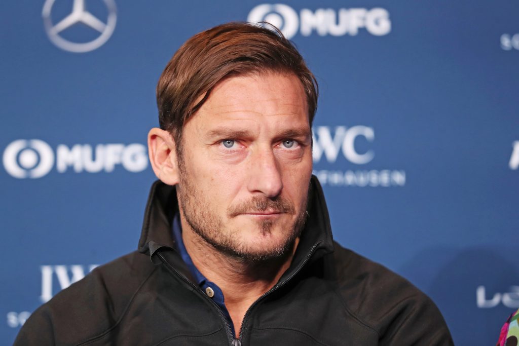 Francesco Totti, ex calciatore della Roma, ha parlato del Milan e della lotta scudetto con l'Inter | Ecco le ultime notizie di oggi e gli aggiornamenti Live | AC Milan News (foto Getty Images)