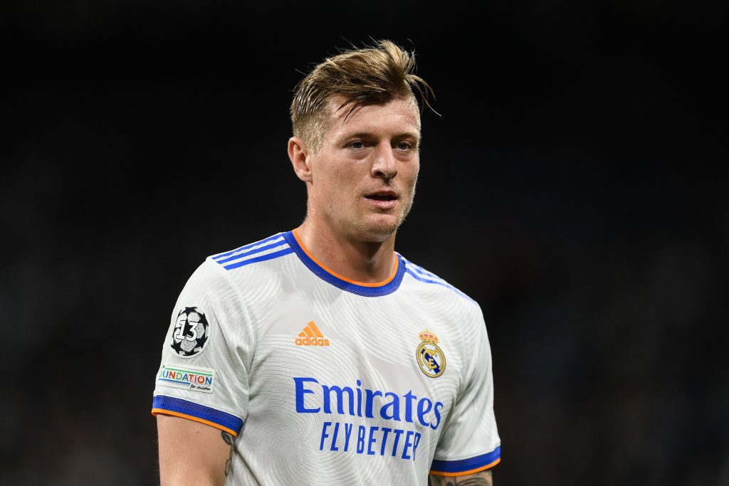 MADRID, SPAIN - APRIL 12: Toni Kroos of Real Madrid CF looks on during the UEFA Champions League Quarter Final Leg Two match between Real Madrid and Chelsea FC at Estadio Santiago Bernabeu on April 12, 2022 in Madrid, Spain. (Photo by David Ramos/Getty Images)