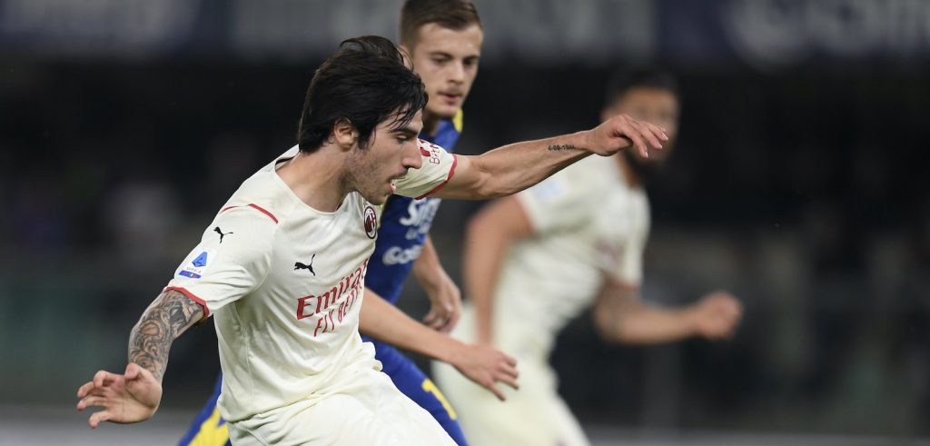 Sandro Tonali AC Milan Verona-Milan 1-3 Serie A 2021-2022