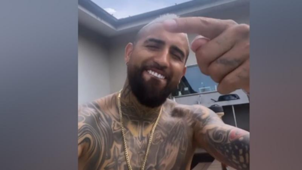 Vidal, indizio di mercato? "Metti Dio all'inizio e sarai felice" | VIDEO
