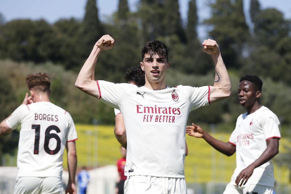 EMPOLI, ITALY - APRIL 29: Antonio Gala of AC Milan U19 celebrates after scoring a goal during the Primavera 1 match between AC Milan U19 and Empoli FC U19 at Stadio Comunale Petroio on April 29, 2022 in Empoli, Italy. (Photo by AC Milan/AC Milan via Getty Images)