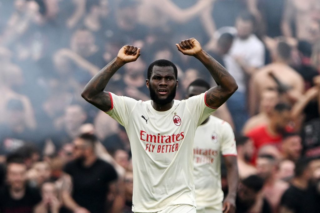 REGGIO NELL'EMILIA, ITALY - MAY 22: Franck Kessie of AC Milan celebrates after scoring their side's third goal during the Serie A match between US Sassuolo and AC Milan at Mapei Stadium - Citta' del Tricolore on May 22, 2022 in Reggio nell'Emilia, Italy. (Photo by Chris Ricco/Getty Images)
