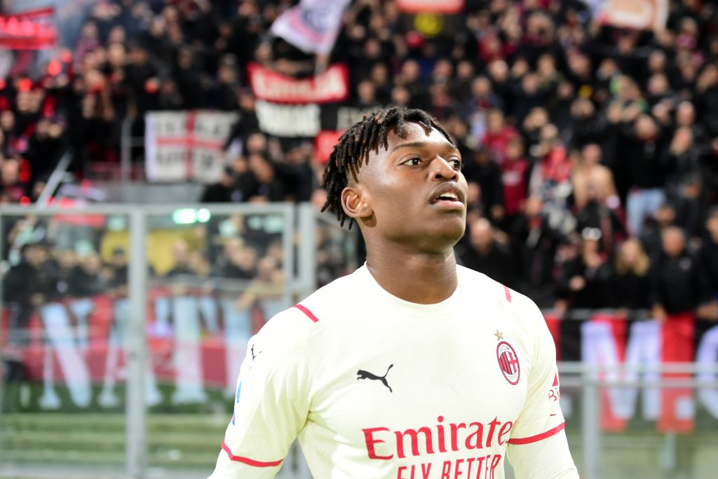 BOLOGNA, ITALY - OCTOBER 23: Rafael Leao of AC Milan celebrates his first goal during the Serie A match between Bologna FC and AC Milan at Stadio Renato Dall'Ara on October 23, 2021 in Bologna, Italy. (Photo by Pier Marco Tacca/AC Milan via Getty Images)