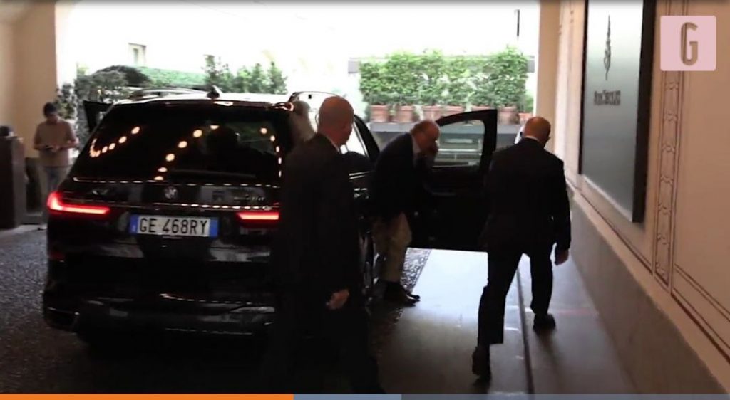 Milan, l'arrivo di Cardinale e l'incontro con Scaroni e Gazidis | VIDEO (screen gazzetta.it)