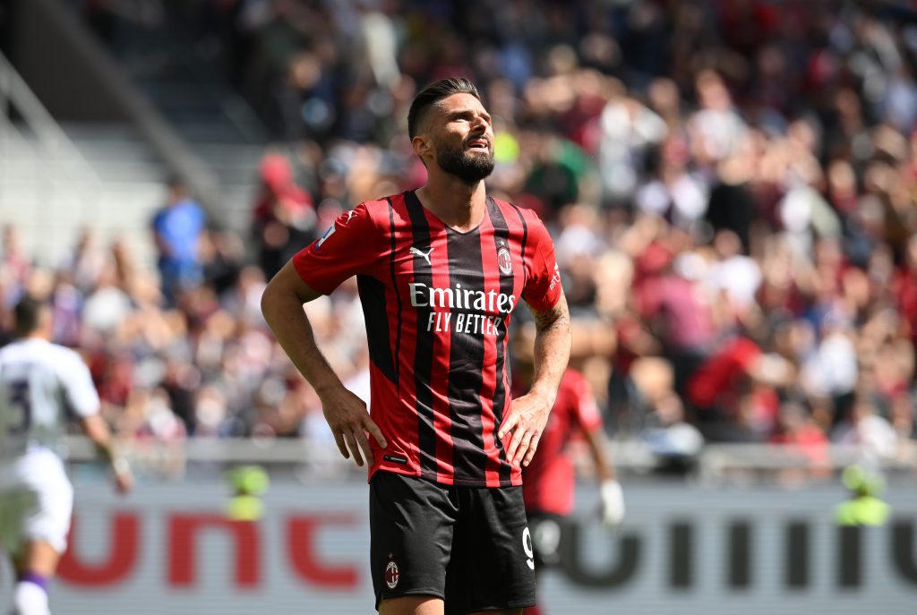 MILAN, ITALY - MAY 01: Olivier Giroud of AC Milan reacts during the Serie A match between AC Milan and ACF Fiorentina at Stadio Giuseppe Meazza on May 01, 2022 in Milan, Italy. (Photo by Claudio Villa/AC Milan via Getty Images)