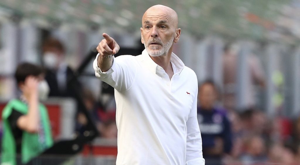 Stefano Pioli AC Milan Milan-Fiorentina 1-0 Serie A 2021-2022
