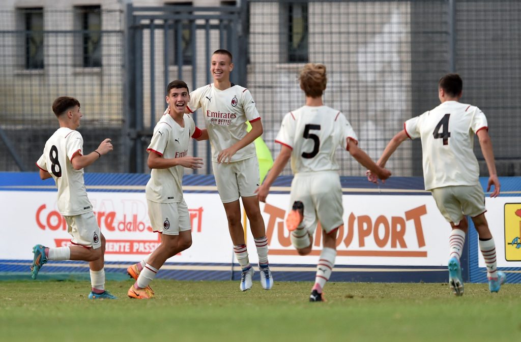 TOLENTINO, ITALY - JUNE 24: Francesco Camarda of AC MIlan celebrates with his teammates after scoring the opening goal during the Serie A-B U15 Final match between AC Milan and ACF Fiorentina at Stadio della Vittoria on June 24, 2022 in Tolentino, Italy. (Photo by Giuseppe Bellini/Getty Images)