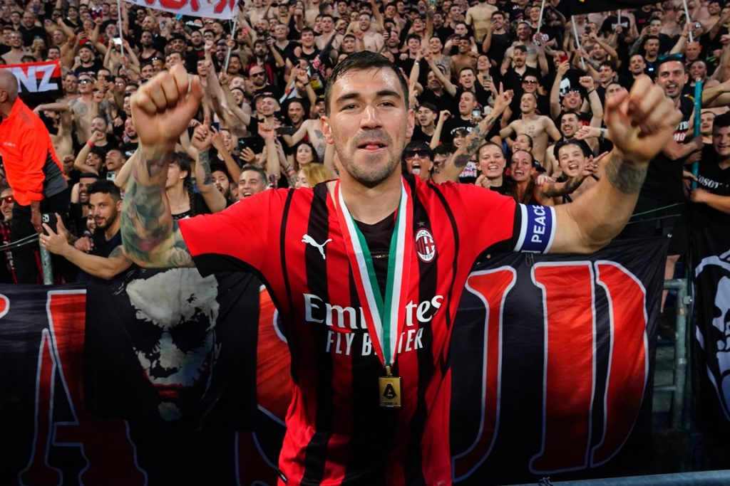 Alessio Romagnoli, difensore del Milan, piace a Lazio e Monza