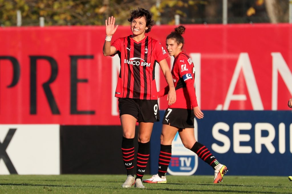 Valentina Giacinti saluta il Milan Femminile