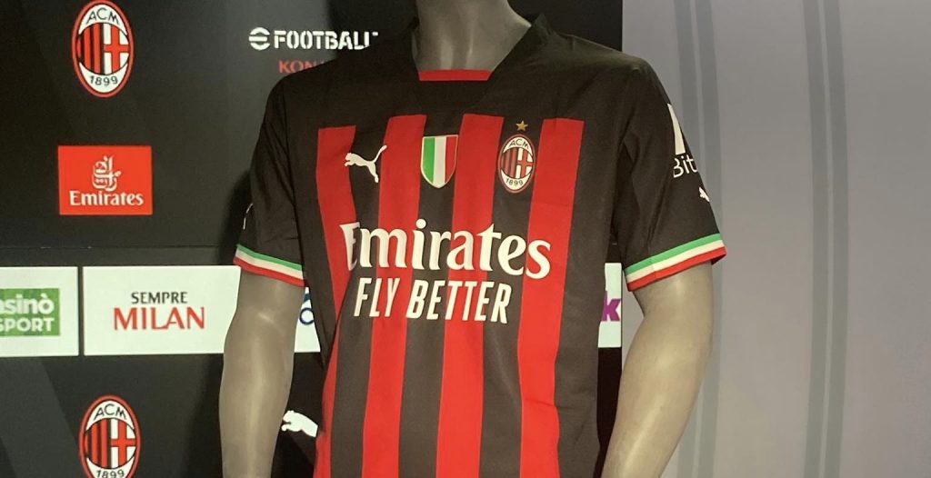 Raduno AC Milan nuova prima maglia 2022-2023