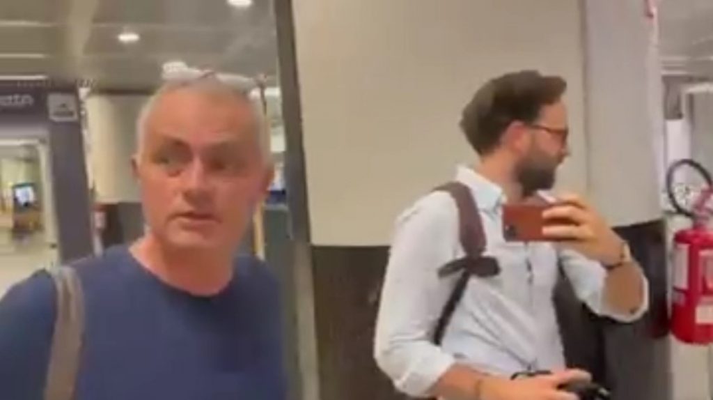 José Mourinho rientra a Roma dopo le vacanze