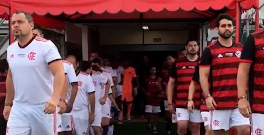 Partita in Brasile tra leggende del Flamengo e tifosi