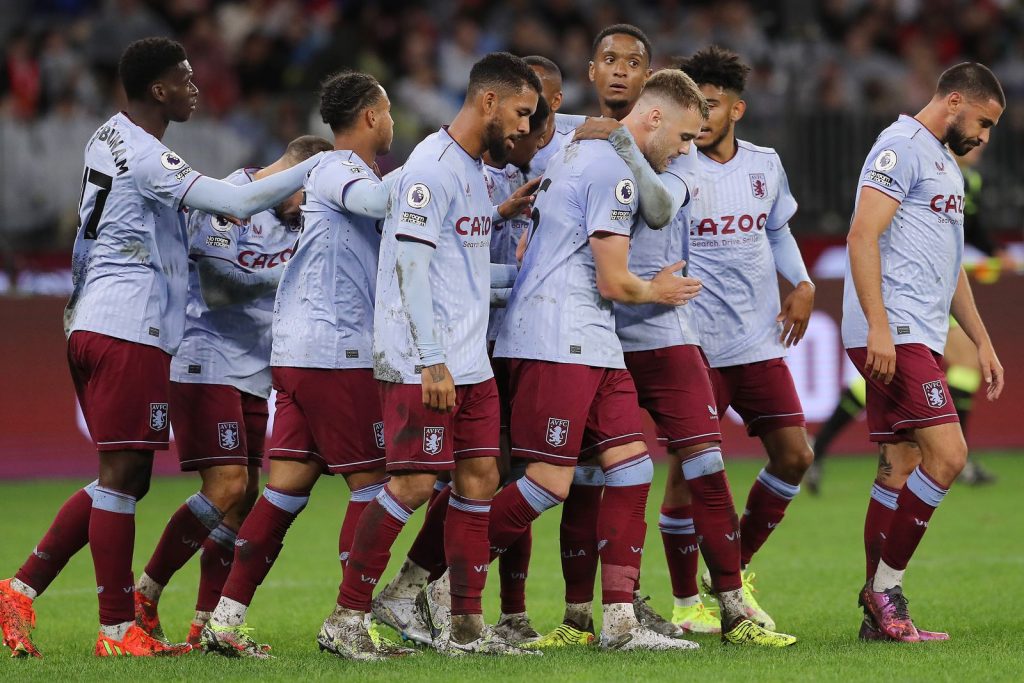 I calciatori dell'Aston Villa, vittime delle multe particolari di Gerrard