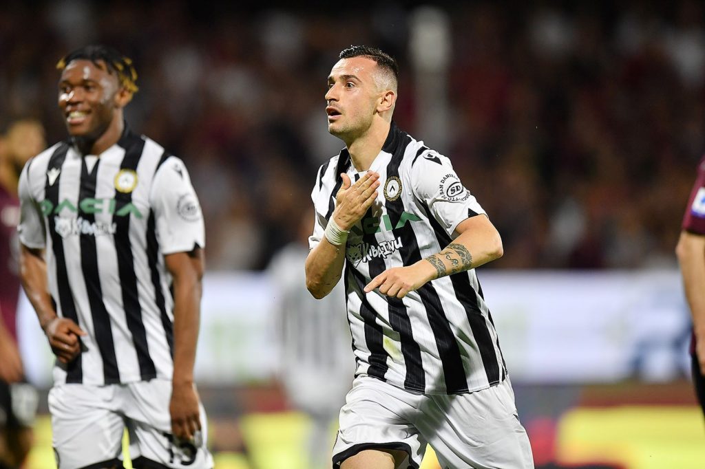 Nestorovski, attaccante dell'Udinese, in gol contro l'Union Berlino nel 3-3