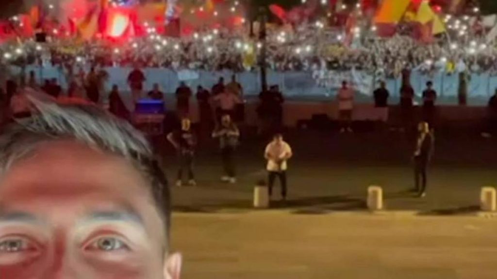Roma selfie Dybala