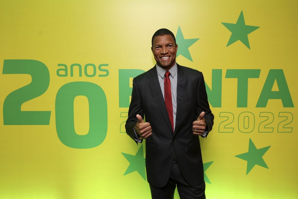 Nelson Dida, ex portiere rossonero, sarà ospite del Milan Club di Santa Lucia del Mela