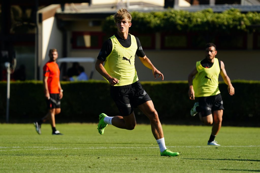 Charles De Ketelaere AC Milan allenamento Milanello