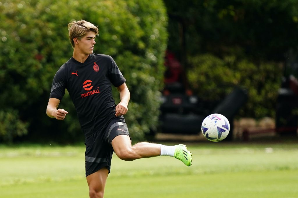 Charles De Ketelaere AC Milan allenamento Milanello