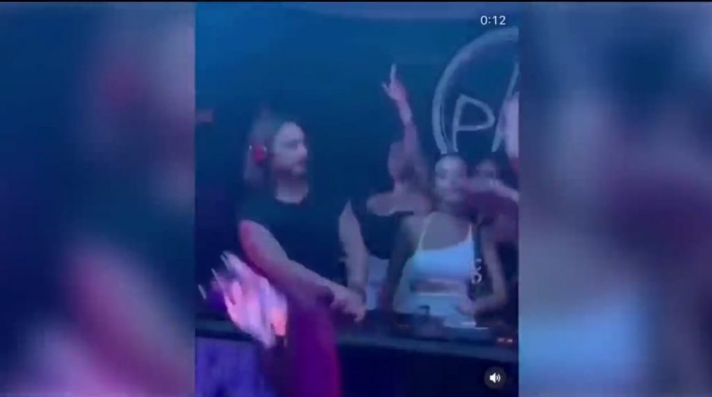Bob Sinclar, anche il famoso dj canta 'Pioli is on fire' | VIDEO (screen gazzetta.it)