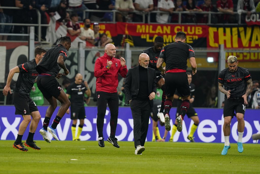 Milan sui social - Gli scatti dell'allenamento odierno svolto a 'San Siro' (getty images)