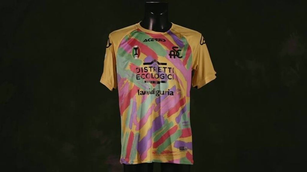 Terza Maglia Spezia