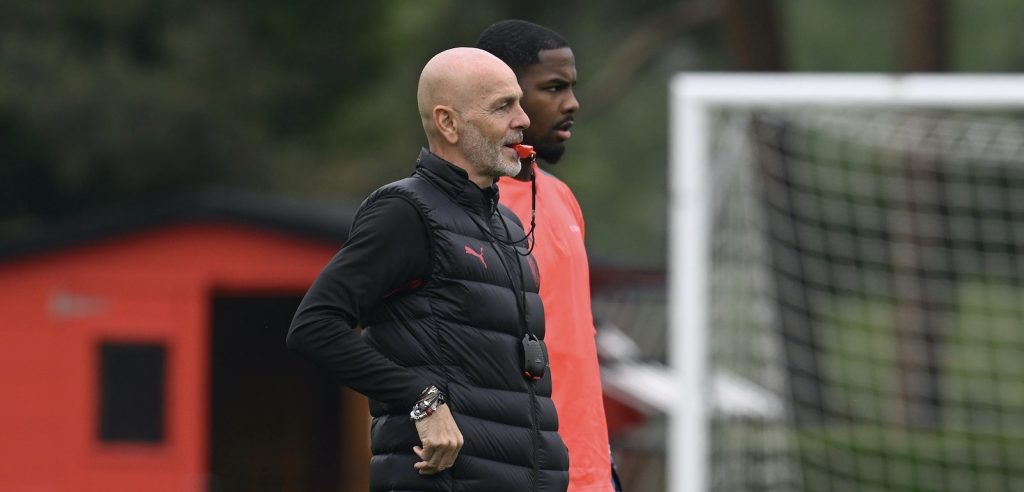 Pioli Maignan AC Milan allenamento Milanello