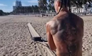 Milan, Ibrahimovic e l'allenamento sulla spiaggia di Miami | VIDEO screen gazzetta.it