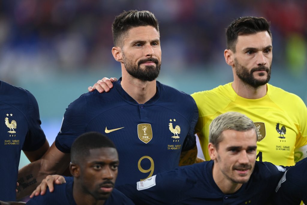 Giroud, il saluto a Lloris dopo l'addio alla Francia: "E' stato un onore" (getty images)